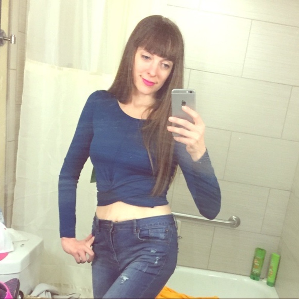 NWT Long Sleeved Navy Crop Top